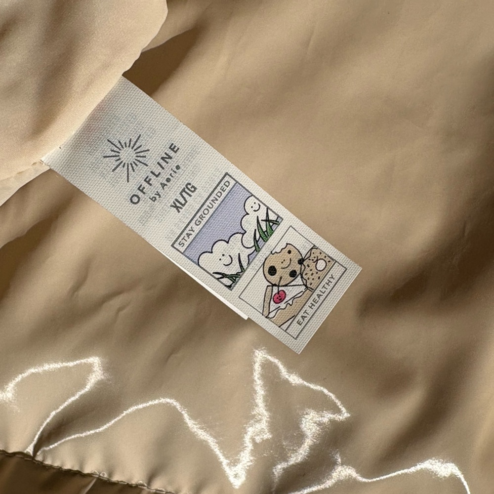 Aerie Offline Beige Puff Love Vest. XL - Picture 4 of 7